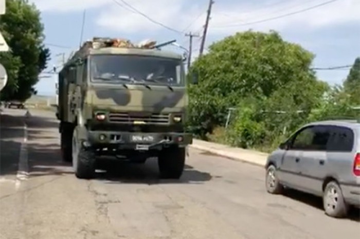 Российские военные ворвались в армянское село и устроили стрельбу