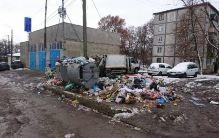 Спецкомиссия правительства оценит ситуацию с мусором в Бельцах