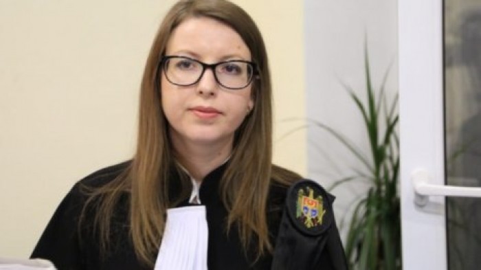 Судья, признавшая выборы мэра столицы недействительными, пожаловалась на нападки в прессе и в соцсетях