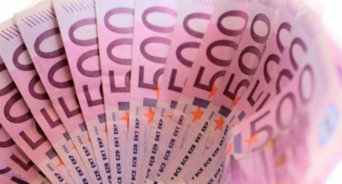 Купюра в 500 евро остается законным платежным средством