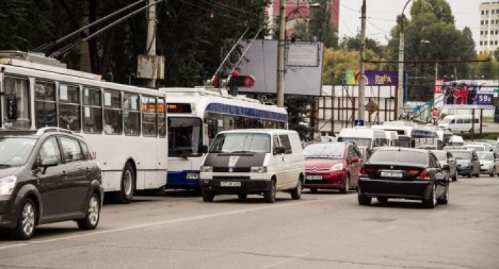 Маршрут общественного транспорта по улице Тестемицану временно изменён