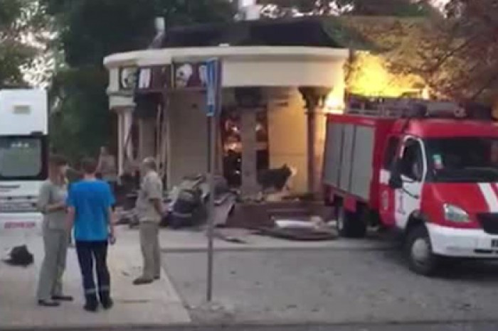 Появилось видео с места убийства Захарченко