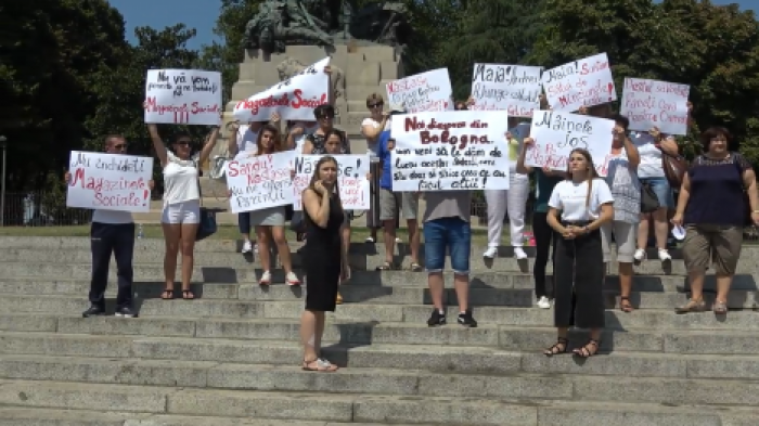Представители молдавской диаспоры в Италии протестуют против Майи Санду и Андрея Нэстасе