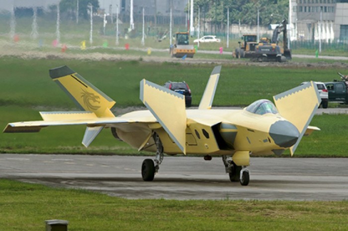 США признали J-20 лучше Су-57