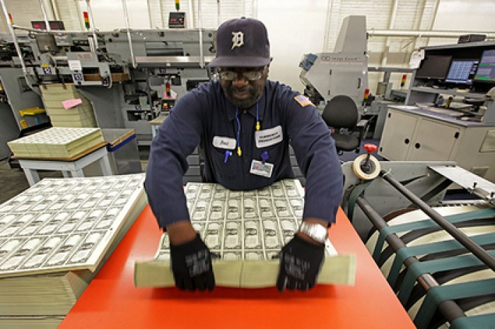 США спровоцировали отток денег из России