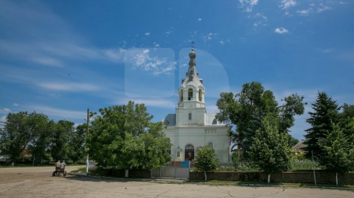 Церковь чтит память святой равноапостольной Марии Магдалины и мученика Фоки