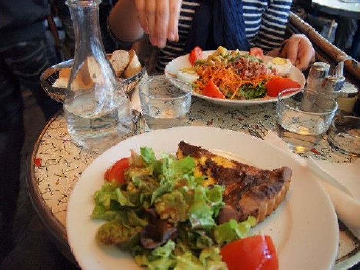 Ученые выяснили, как диета влияет на настроение мужчин и женщин