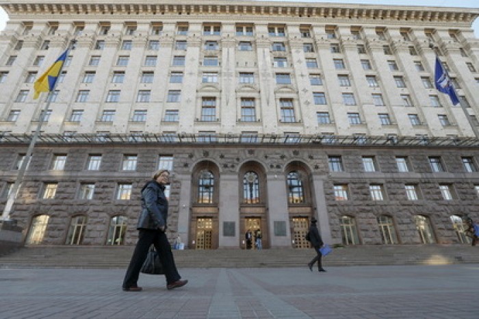 Украина заняла сотни миллионов долларов под высокий процент