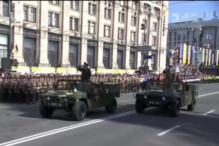 Украинские военные обкатали приветствие «Слава Украине!»