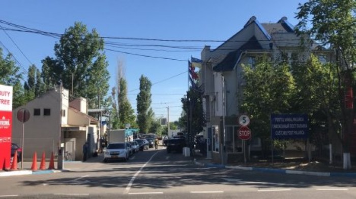 Внимание, путешественники: КПП Паланка будет работать с перерывами