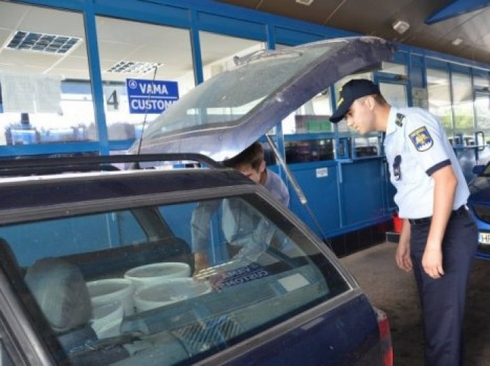 В период мини-каникул таможенные посты будут работать в усиленном режиме