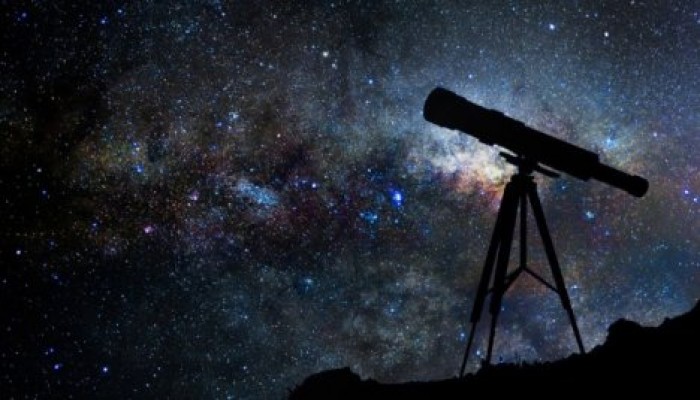 Американские астрономы начали искать пришельцев в соседней галактике