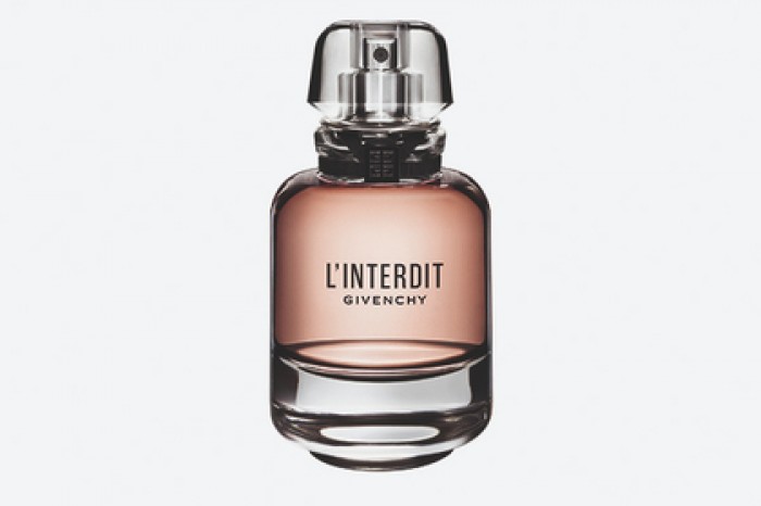 Givenchy выпустил новую версию своего исторического аромата