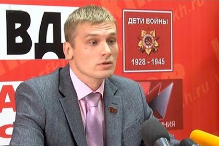 Кандидата от коммунистов на выборах в Хакасии обвинили в неадекватности