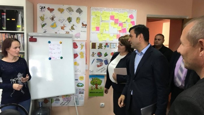 Кирилл Габурич посетил бизнес-инкубатор в Резине