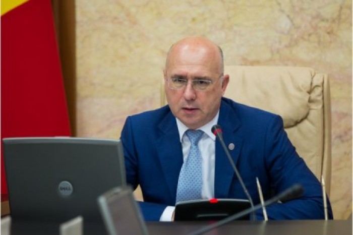 Премьер-министр - руководству таможни: не издевайтесь над людьми, чтобы показать свои мускулы