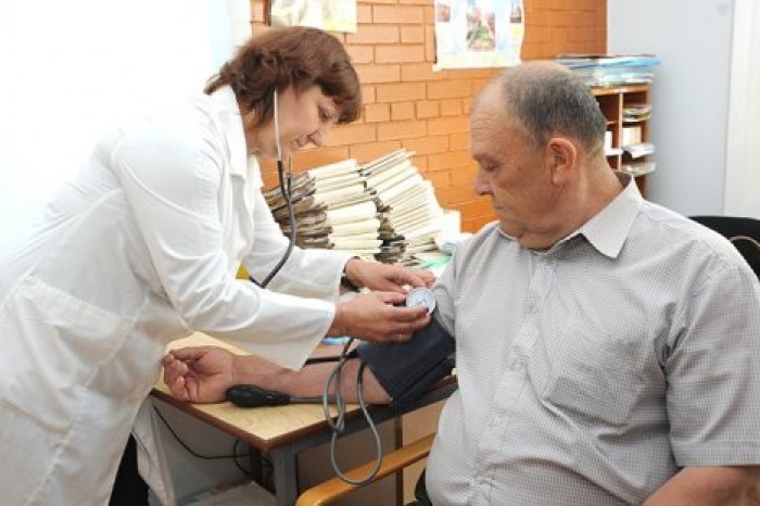 Семейные врачи из 10 районов страны получат комплекты медоборудования для обследования пациентов