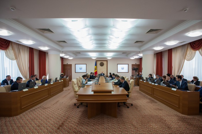 Две национальные трассы будут отремонтированы при поддержке Китая