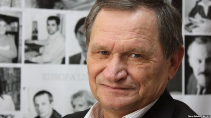 Критик власти признал - инициатива ДПМ о повышении зарплат хороша, а оппозиция попала в деликатную ситуацию