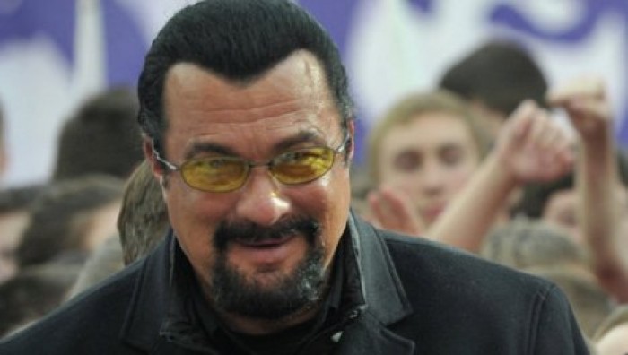 Стивен Сигал прервал интервью из-за вопроса об изнасиловании