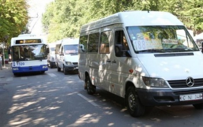 Столичные маршрутки проходят техническую проверку