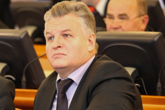 Уральского депутата оштрафовали на пять тысяч рублей за избиение женщины