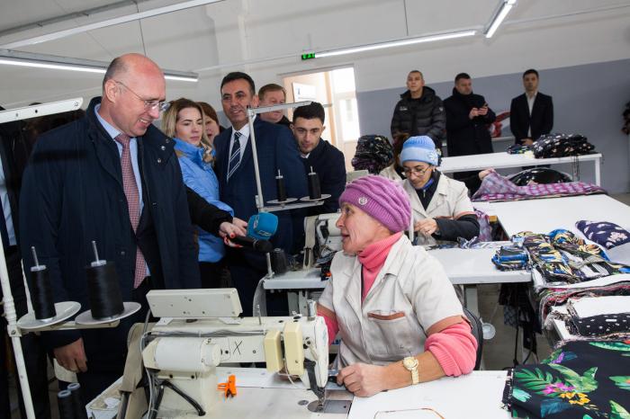 1200 de locuri de muncă, create la Dondușeni. Premierul Pavel Filip a vizitat noua fabrică de textile