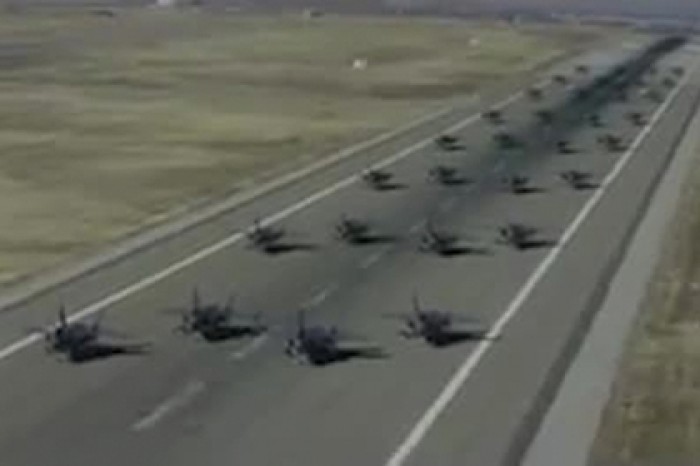 35 F-35 выполнили «Слоновью прогулку»