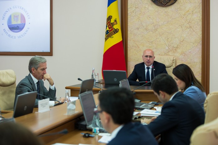 Guvernul a aprobat Proiectul Legii Bugetului pentru 2019. Pavel Filip: Este un buget axat în primul rând pe investiții în oameni