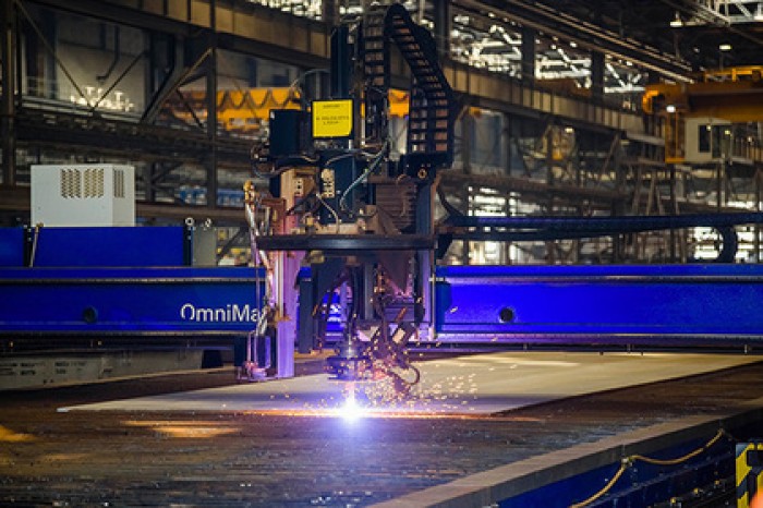 На «Звезде» состоялась церемония резки металла для танкера «Афрамакс»