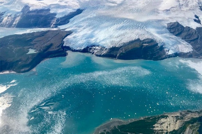 Под тающей Антарктидой нашли загадочную зону
