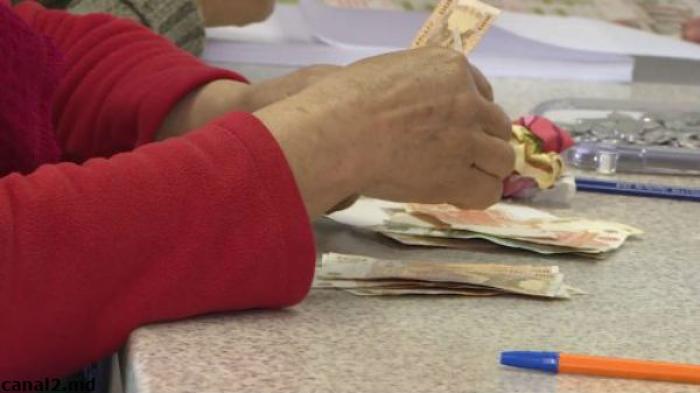 Получателям низких пенсий к праздникам будет выделено единовременное пособие в размере 600 леев