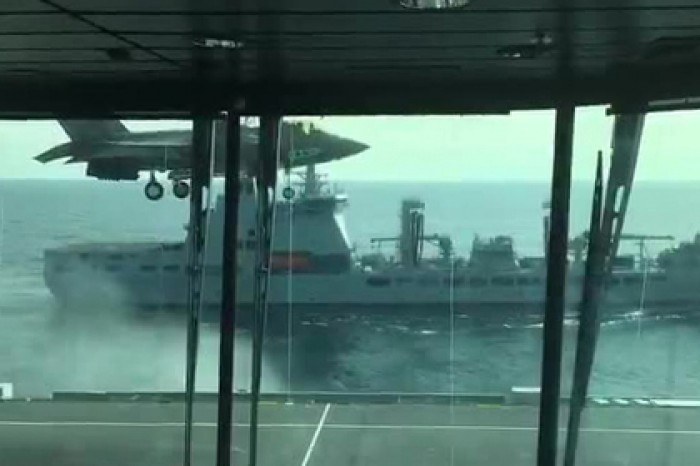 Революционную посадку F-35B показали по-новому