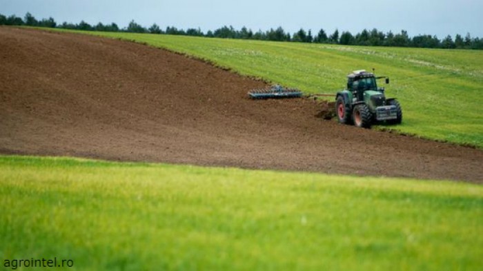 Сельхозпроизводители подали рекордное количество заявок на субсидии