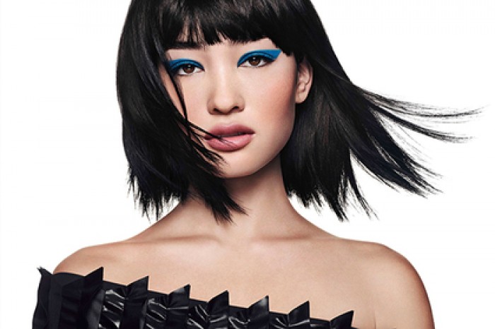 Shiseido научит женщин краситься