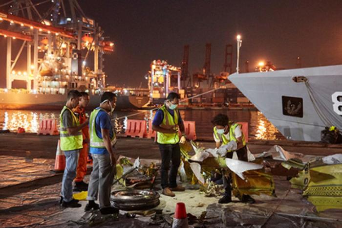 Стало известно о «смертельной борьбе» пилотов рухнувшего «Боинга» и машины