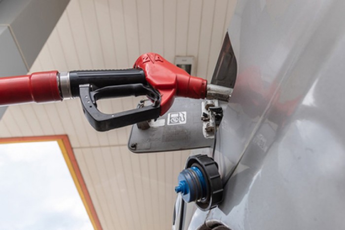 Цены на бензин пошли вниз