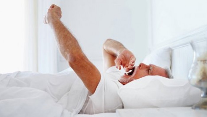 Ученые рассказали о вреде долгого сна в выходные