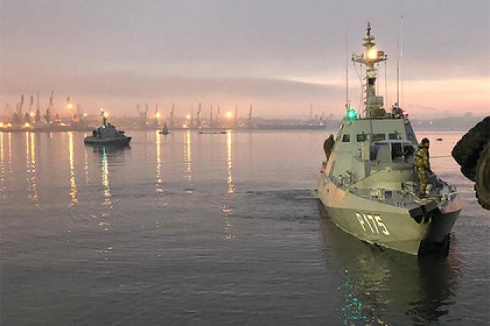 Украина обвинила Россию в захвате кораблей в международных водах