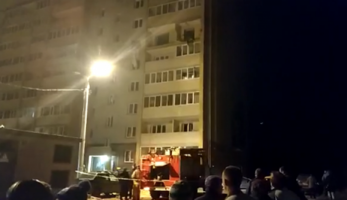 Вылетели окна и обрушились балконы: в многоэтажке под Смоленском прогремел взрыв