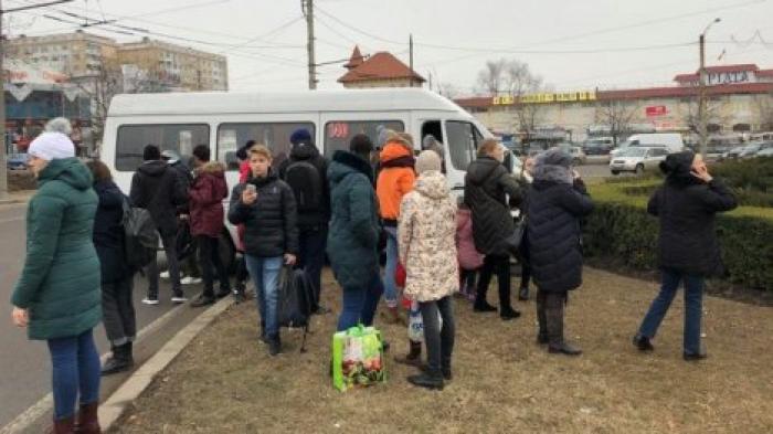 ДТП на Чеканах: водитель маршрутки потерял сознание и врезался в бордюр