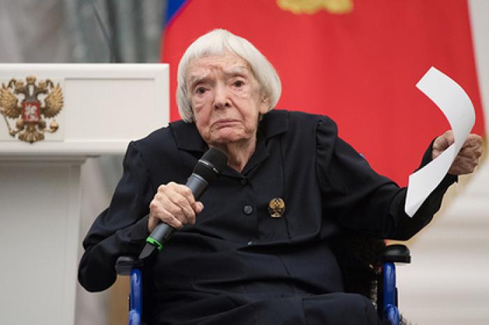 Людмилу Алексееву похоронят в США