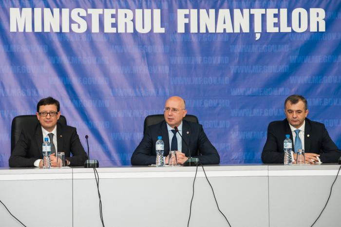 Noul ministru al Finanțelor a fost învestit în funcție. Pavel Filip: Am toată încrederea că lucrurile vor merge bine, deoarece este un profesionist care a crescut în acest domeniu