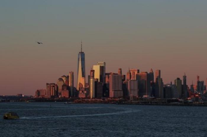Нью-Йорк стал стремительно пустеть