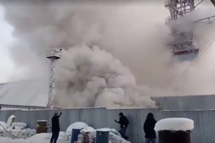 Пожар на руднике в Пермском крае сняли на видео