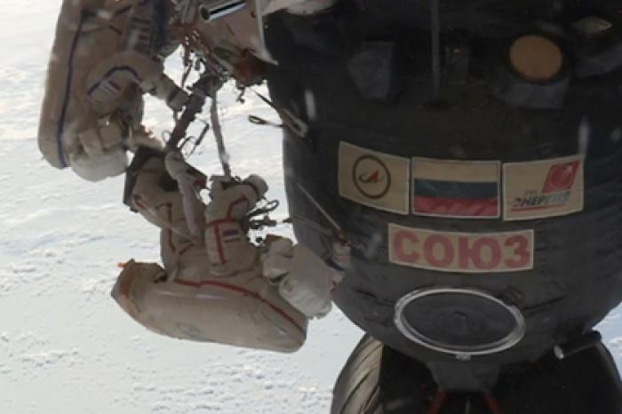 Продырявленный «Союз МС-09» полетел домой