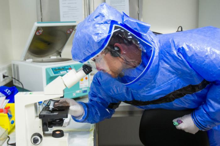 Раскрыта деятельность американских лабораторий у границ России