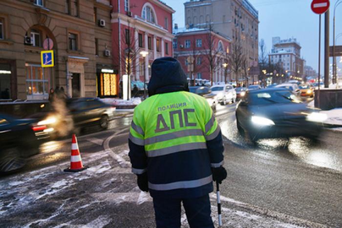 Россиянам разрешат ездить на машинах без документов