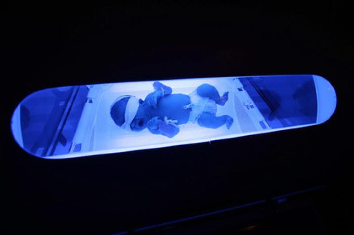 Смертность младенцев назвали рекордно низкой через три месяца после ее роста