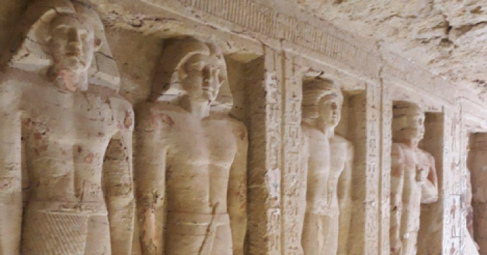 В Египте обнаружили нетронутую гробницу старше 4 тысяч лет